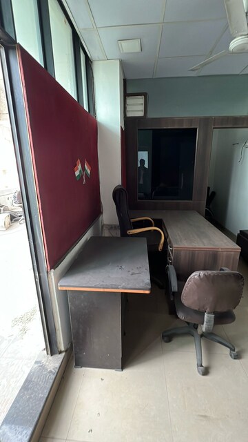 Furnished Amenities in  Office Space at Netaji Subhash Place – for Rent
