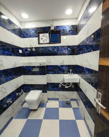 Team Area in 2 BHK Builder Floor at Govindpuri – for Rent