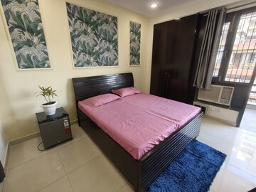 Bedroom in 4 BHK Apartment at Sector 57 – for Rent