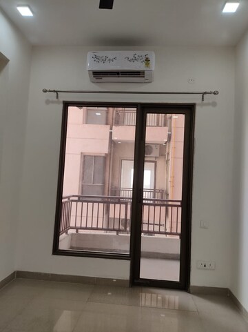Room in 2 BHK Apartment at Experion The Heart Song, Sector 108 – for Rent