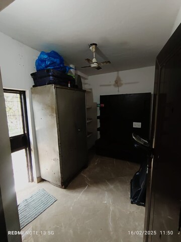 Master Bedroom in 2 BHK Builder Floor at Pitampura – for Rent