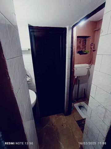 Furnished Amenities in 2 BHK Builder Floor at Pitampura – for Rent