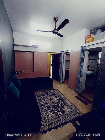 Bedroom in 2 BHK Builder Floor at Pitampura – for Rent