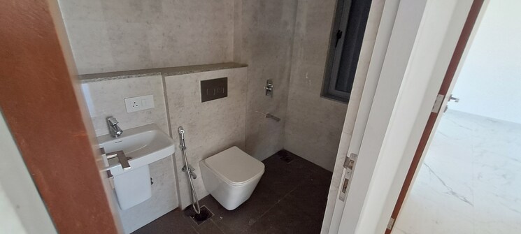 Bathroom, dynamix-avanya 2 Bedroom 612 Sq.Ft. Apartment In Dahisar East Mumbai 8219533