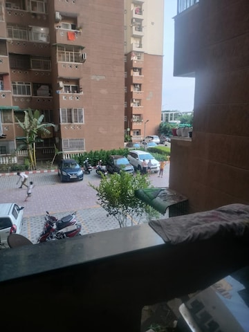 Swimming Pool in 2.5 BHK Apartment at Nimbus The Hyde park, Sector 78 – for Sale