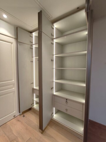 Staircase in 4 BHK Apartment at Bhartiya Leela Residences, Thanisandra Main Road – for Rent