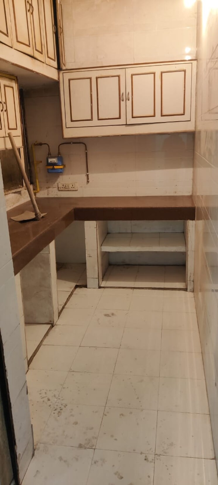 Kitchen, pitampura 3 Bedroom 1000 Sq.Ft. Builder Floor In Pitampura Delhi 8219528