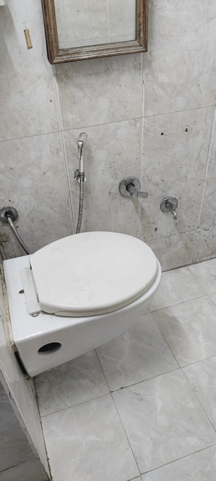 Bathroom, pitampura 3 Bedroom 1000 Sq.Ft. Builder Floor In Pitampura Delhi 8219528