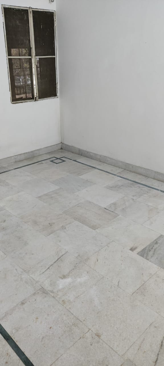 3 BHK Builder Floor For Sale in Pitampura