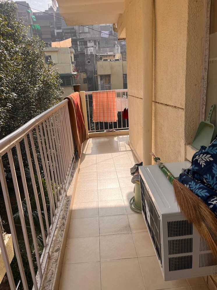 Balcony, vasant kunj 2 Bedroom 1150 Sq.Ft. Apartment In Vasant Kunj Delhi 8219652