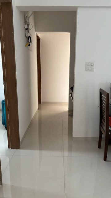 Building Lobby in 3 BHK Apartment at Majestique Signature Towers, Balewadi – for Rent