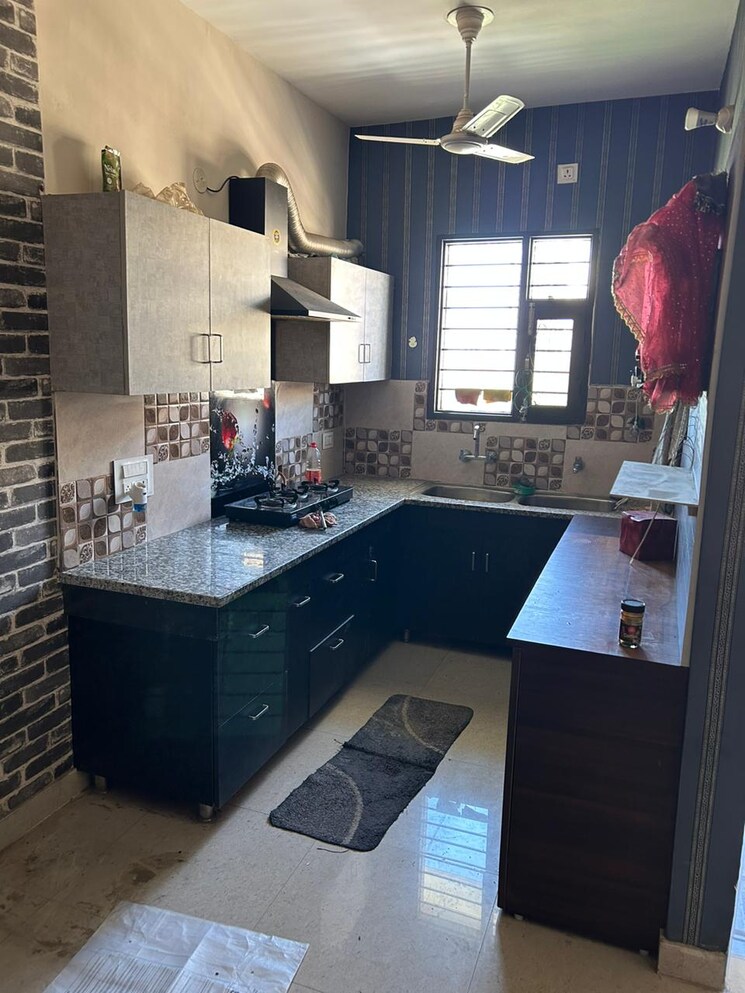 Kitchen, ludhiana chandigarh hwy 4 Bedroom 100 Sq.Yd. Independent House In LudhianA Chandigarh Hwy Mohali 8219679