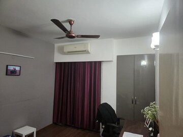 Master Bedroom in 2.5 BHK Apartment at M3M Marina, Sector 68 – for Sale