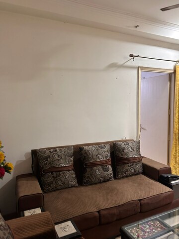 Bedroom in 2 BHK Apartment at Gaur City 2 - 14th Avenue, Sector 16c Greater Noida – for Rent
