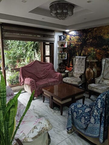 Living Room in 3 BHK Builder Floor at US Pine Homes, Dhakoli Village – for Sale