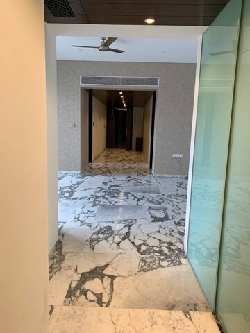 Room in 3 BHK Apartment at Lodha Bellissimo, Mahalaxmi – for Rent