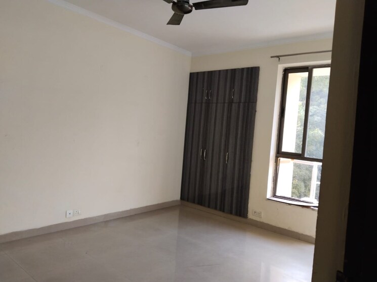 Room, tulip-violet 3 Bedroom 1578 Sq.Ft. Apartment In Sector 69 Gurgaon 8219888