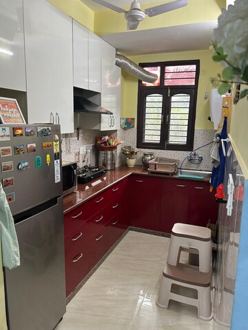 Kitchen in 2 BHK Builder Floor at Sector 46 – for Rent