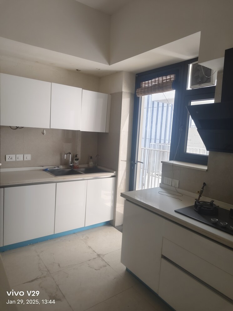 Kitchen, tata-primanti-executive-floors 4 Bedroom 4250 Sq.Ft. Apartment In Sector 72 Gurgaon 8219923