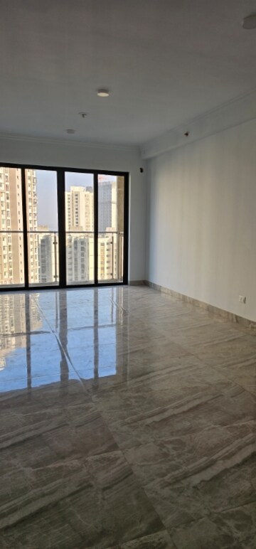 Room in 2.5 BHK Apartment at Risland The Icon, Dhokali – for Rent