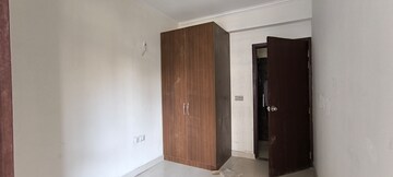 Room in 2 BHK Apartment at Cosmos Express 99, Sector 99 – for Sale