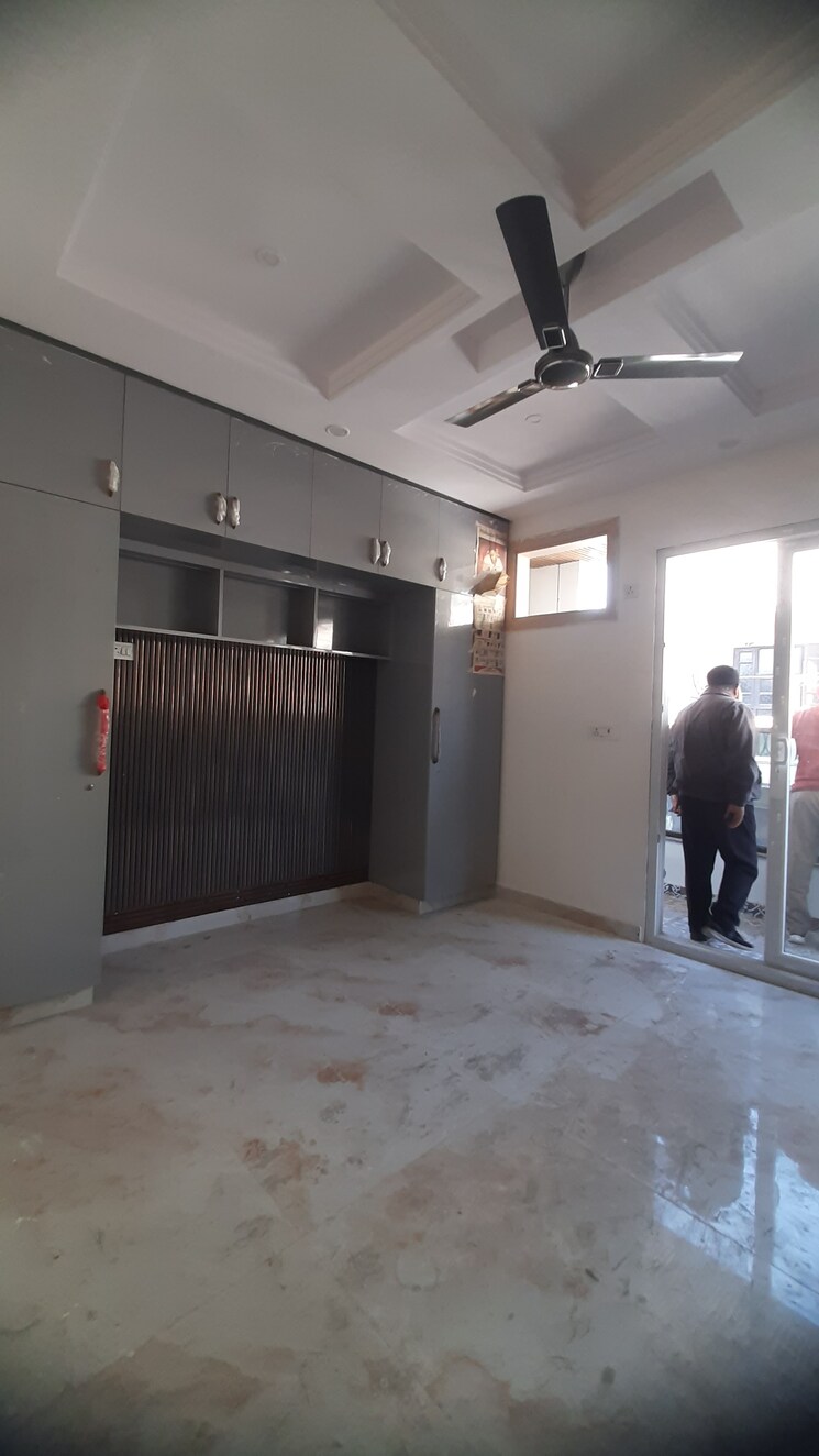 Kitchen, hari nagar 3 Bedroom 100 Sq.Yd. Builder Floor In Hari Nagar Delhi 8220055