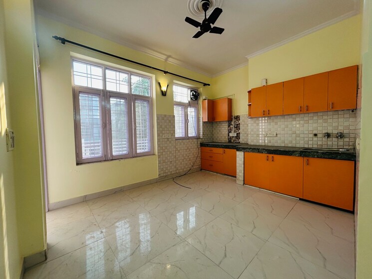 Room, ansal-plaza-sector-23 2 Bedroom 1557 Sq.Ft. Independent House In Sector 23 Gurgaon 8220097