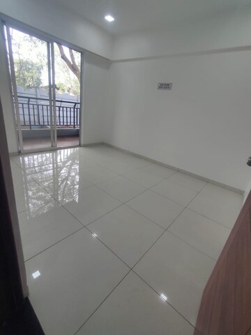 Room in 2 BHK Apartment at Shewalwadi – for Sale