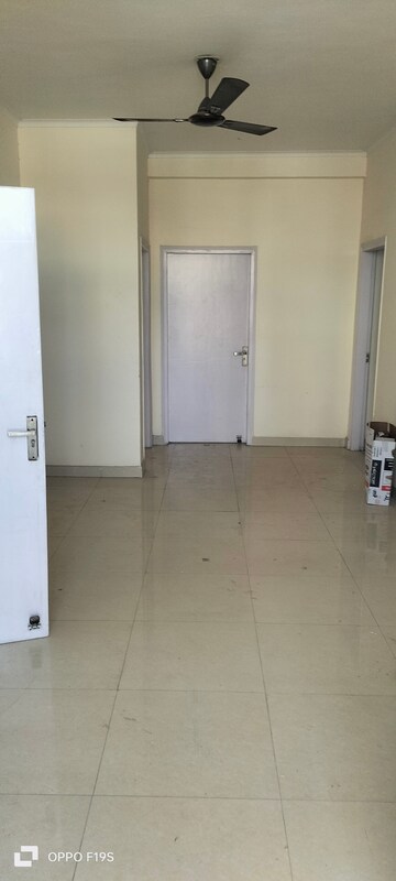 Room in 2 BHK Apartment at Shree Vardhman Mantra, Sector 67 – for Rent