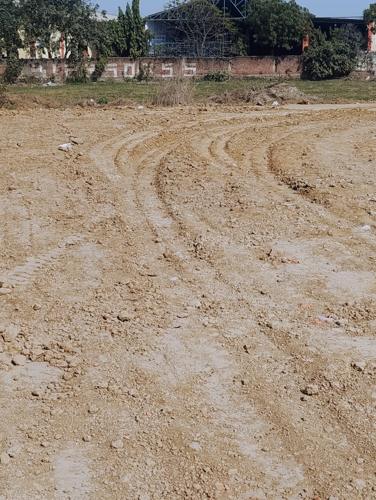 Plot For Sale in Gnida 