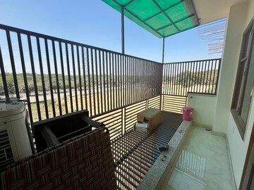 Master Bedroom in 4 BHK Independent House at BPTP District Faridabad, Sector 81 – for Sale
