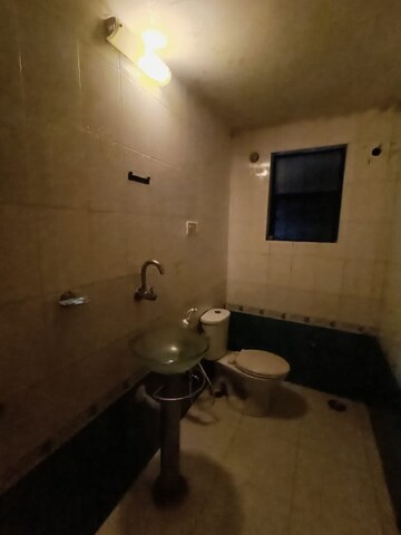 Bathroom in 2 BHK Apartment at Saligao – for Rent