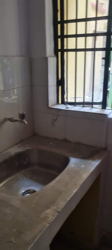 Kitchen in 1 BHK Apartment at Gomti Nagar – for Sale