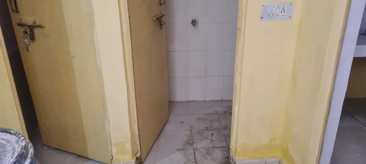 Bathroom, gomti nagar 1 Bedroom 450 Sq.Ft. Apartment In Gomti Nagar Lucknow 8220189