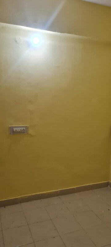 Furnished Amenities in 1 BHK Apartment at Gomti Nagar – for Sale