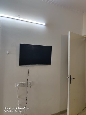 Furnished Amenities in 3 BHK Apartment at Galaxy North Avenue, Gaur City 2  – for Rent