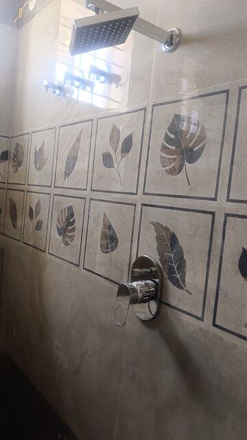 Furnished Amenities in 2 BHK Independent House at Bathlapalli – for Sale