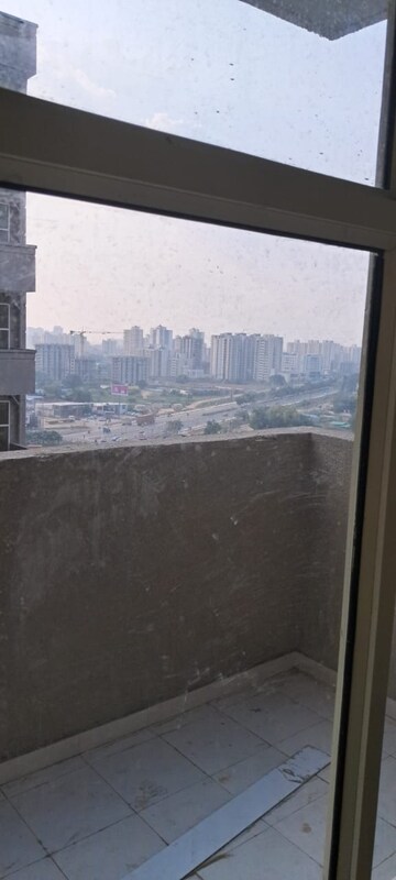 Swimming Pool in 2 BHK Apartment at Pyramid Elite, Sector 86 – for Rent