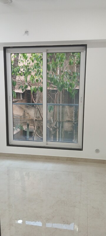 Balcony in 1 BHK Apartment at Vile Parle West – for Rent