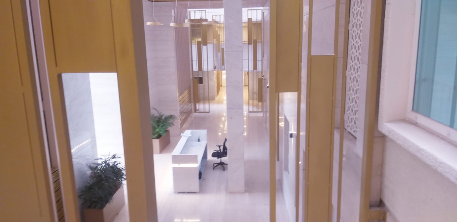 3 BHK + Pooja Room 1935 Sq.Ft. Apartment in L&T Raintree Boulevard