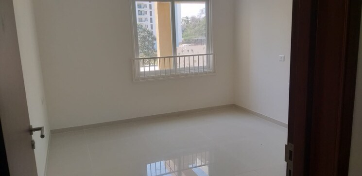 Room, l-t-raintree-boulevard 3 Bedroom 1935 Sq.Ft. Apartment In Hebbal Bangalore 8220286