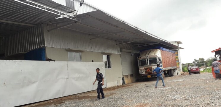  Parking, baikampady industrial area Commercial Warehouse 12600 Sq.Ft. In Baikampady Industrial Area Mangalore 8220296