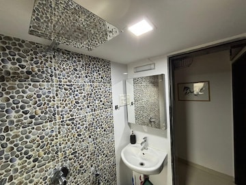 Bathroom in 1 BHK Apartment at Bandra West – for Rent