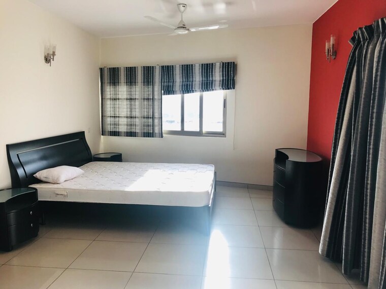 Master Bedroom, srr-aqua 3 Bedroom 2850 Sq.Ft. Apartment In Halasuru Bangalore 8220347