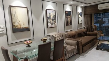 Living Room in 2.5 BHK Apartment at Khar West – for Rent