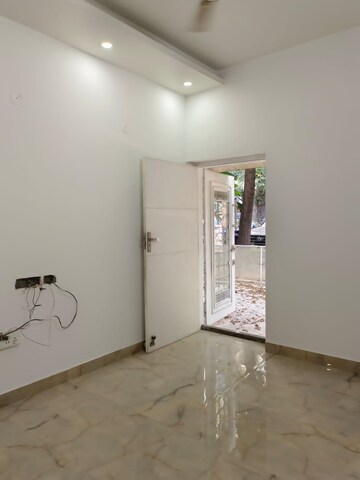 Room in 5 BHK Builder Floor at Lajpat Nagar 4 – for Sale