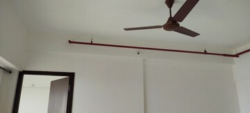 Furnished Amenities in 2 BHK Apartment at Omkar Signet, Malad East – for Rent