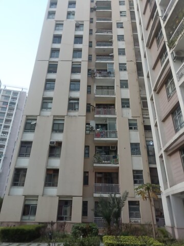 3.5 BHK Apartment – Exterior View View at Unitech Horizon, Pi Greater Noida - for Sale