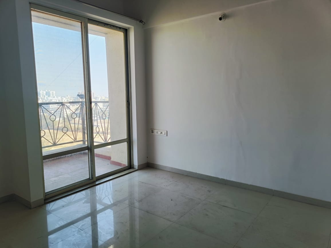 2 BHK + Pooja Room Apartment For Sale in Nyati Elan