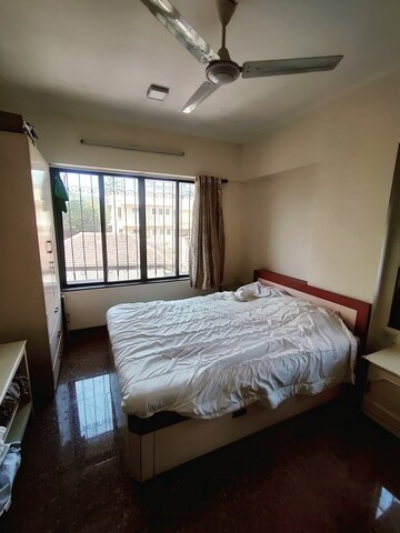 Bedroom in 2 BHK Apartment at Bandra West – for Rent